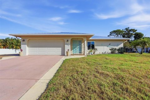 House in Venice, Florida 2 bedrooms, 183.57 sq.m. № 2110377 - photo 18