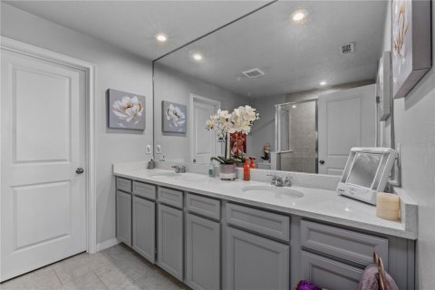 Townhouse in Lutz, Florida 3 bedrooms, 156.08 sq.m. № 2155894 - photo 26