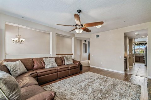 Adosado en venta en Tampa, Florida, 3 dormitorios, 235.97 m2 № 1885757 - foto 13