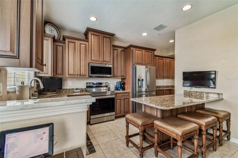 Adosado en venta en Tampa, Florida, 3 dormitorios, 235.97 m2 № 1885757 - foto 19