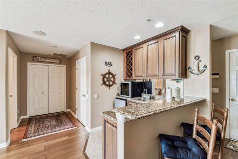 Adosado en venta en Tampa, Florida, 3 dormitorios, 235.97 m2 № 1885757 - foto 29
