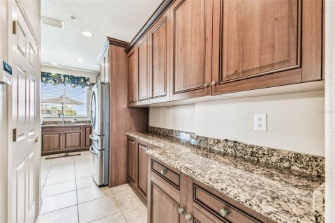 Adosado en venta en Tampa, Florida, 3 dormitorios, 235.97 m2 № 1885757 - foto 15