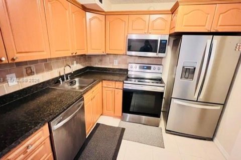 Condo in Plantation, Florida, 1 bedroom  № 2068469 - photo 10