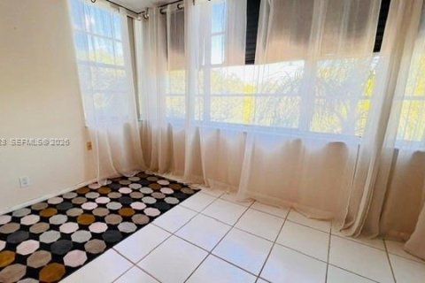 Condo in Plantation, Florida, 1 bedroom  № 2068469 - photo 5