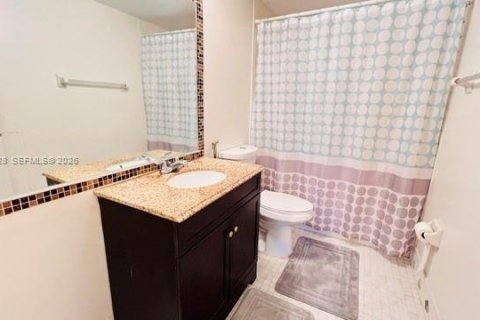 Condo in Plantation, Florida, 1 bedroom  № 2068469 - photo 13