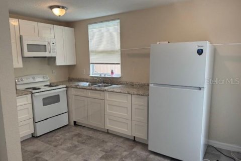 Casa en venta en Palm Harbor, Florida, 3 dormitorios, 107.02 m2 № 1765238 - foto 2