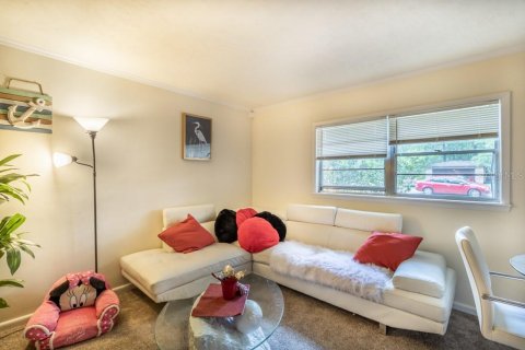 Villa ou maison à louer à Gainesville, Floride: 3 chambres, 164.25 m2 № 1723266 - photo 2