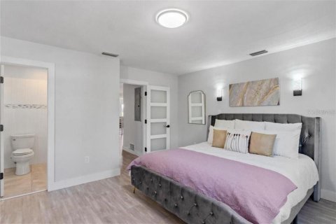 Villa ou maison à vendre à Redington Beach, Floride: 4 chambres, 232.26 m2 № 2135376 - photo 30