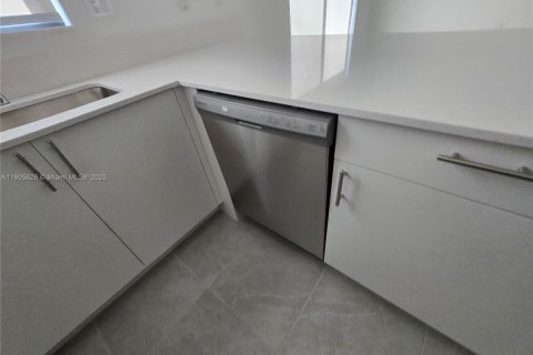 Townhouse in Homestead, Florida 3 bedrooms, 137.77 sq.m. № 1956821 - photo 22