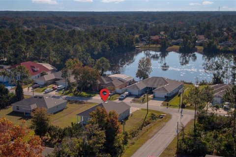 House in Palm Coast, Florida 3 bedrooms, 146.23 sq.m. № 2152347 - photo 25