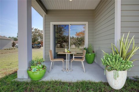 House in Palm Coast, Florida 3 bedrooms, 146.23 sq.m. № 2152347 - photo 23