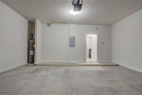 House in Palm Coast, Florida 3 bedrooms, 146.23 sq.m. № 2152347 - photo 19