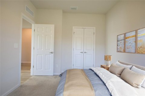 House in Palm Coast, Florida 3 bedrooms, 146.23 sq.m. № 2152347 - photo 9