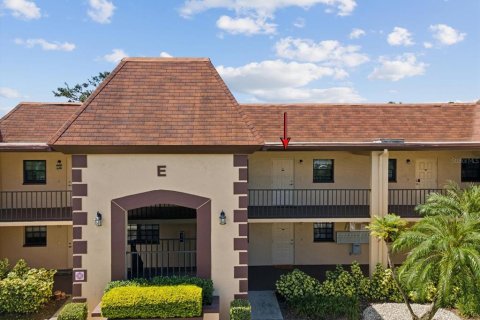 Condo in Largo, Florida, 2 bedrooms  № 1883065 - photo 17