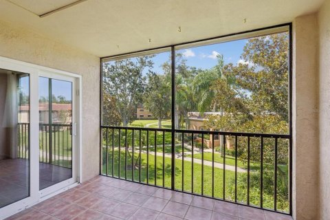 Condo in Largo, Florida, 2 bedrooms  № 1883065 - photo 15