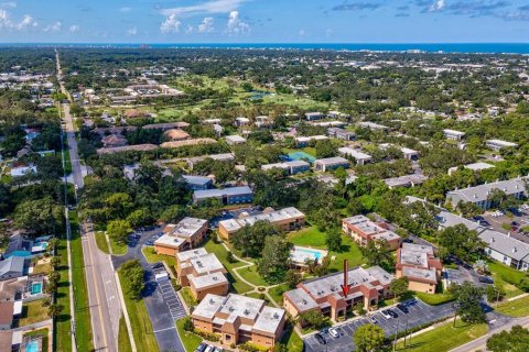 Condo in Largo, Florida, 2 bedrooms  № 1883065 - photo 18