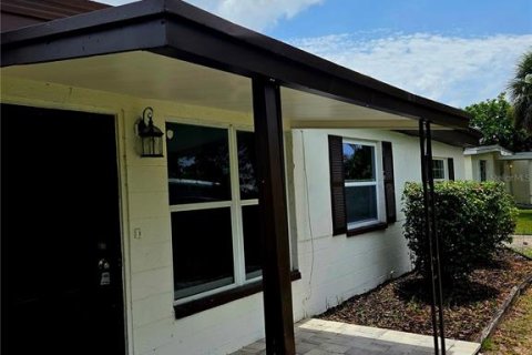 Casa en venta en Seminole, Florida, 4 dormitorios, 101.45 m2 № 1833091 - foto 2