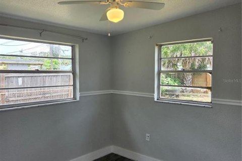 Casa en venta en Seminole, Florida, 4 dormitorios, 101.45 m2 № 1833091 - foto 9