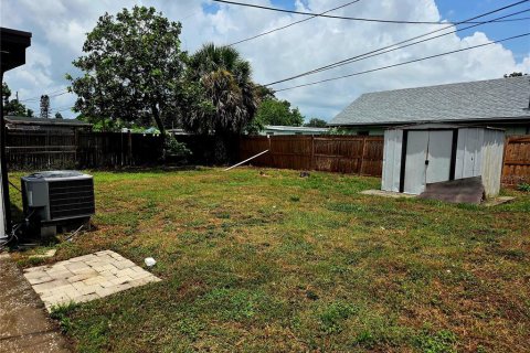 Casa en venta en Seminole, Florida, 4 dormitorios, 101.45 m2 № 1833091 - foto 13