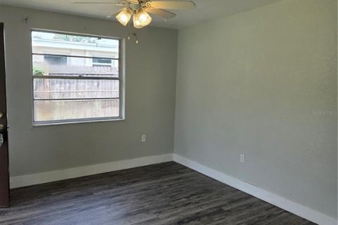 Casa en venta en Seminole, Florida, 4 dormitorios, 101.45 m2 № 1833091 - foto 4