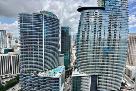 Condo in Miami, Florida, 1 bedroom № 2005168 - photo 3