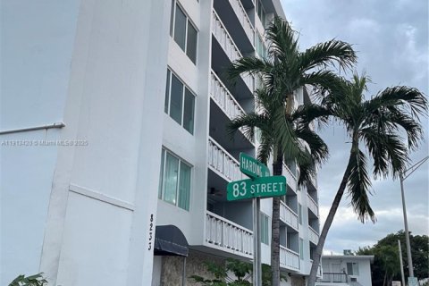 Condominio en alquiler en Miami Beach, Florida, 1 dormitorio, 80.27 m2 № 1968812 - foto 4
