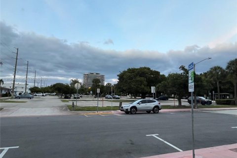 Condominio en alquiler en Miami Beach, Florida, 1 dormitorio, 80.27 m2 № 1968812 - foto 7