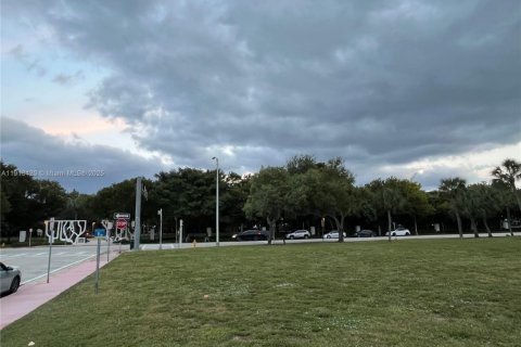 Condominio en alquiler en Miami Beach, Florida, 1 dormitorio, 80.27 m2 № 1968812 - foto 5