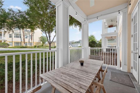 Condo in Four Corners, Florida, 3 bedrooms № 2214594 - photo 2