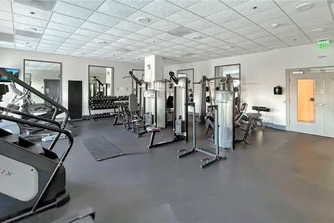 Condo in Miami, Florida, 1 bedroom  № 1980247 - photo 18