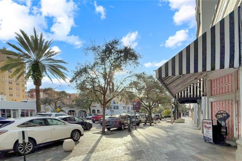 Condo in Miami, Florida, 1 bedroom  № 1980247 - photo 27