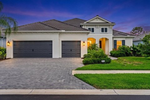 House in Sarasota, Florida 4 bedrooms, 265.79 sq.m. № 2259356 - photo 3