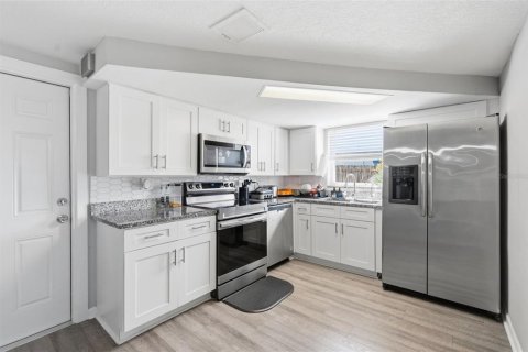 Купить виллу или дом в Порт-Ричи, Флорида 3 комнаты, 120.4м2, № 2096430 - фото 6
