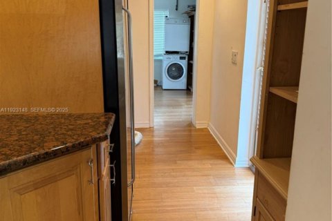 Land in Pompano Beach, Florida № 2038239 - photo 17