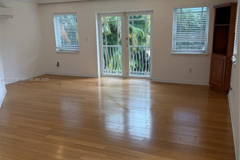 Land in Pompano Beach, Florida № 2038239 - photo 26