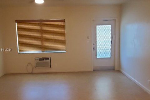 Купить кондоминиум в Форт-Лодердейл, Флорида 1 спальня, 55.74м2, № 2008470 - фото 15