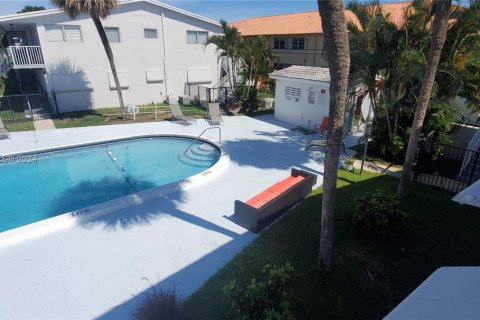 Купить кондоминиум в Форт-Лодердейл, Флорида 1 спальня, 55.74м2, № 2008470 - фото 24