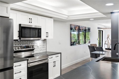 Copropriété à vendre à Bradenton, Floride: 2 chambres, 118.17 m2 № 1918963 - photo 8