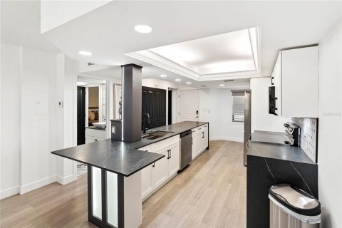 Copropriété à vendre à Bradenton, Floride: 2 chambres, 118.17 m2 № 1918963 - photo 7