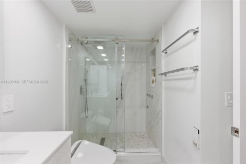 Condominio en venta en Aventura, Florida, 2 dormitorios, 105.35 m2 № 2030072 - foto 21