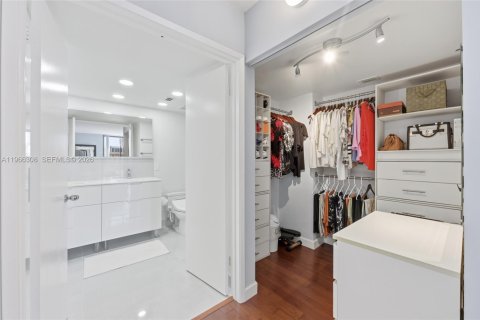Condominio en venta en Aventura, Florida, 2 dormitorios, 105.35 m2 № 2030072 - foto 19