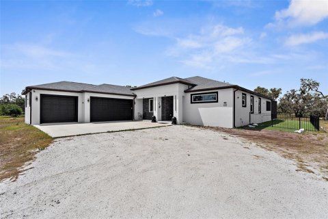 Casa en venta en Myakka City, Florida, 4 dormitorios, 278.15 m2 № 1677572 - foto 2