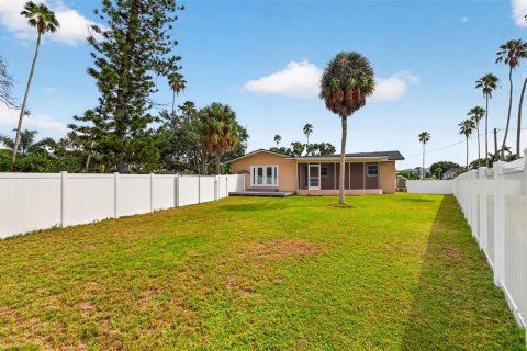Villa ou maison à vendre à Saint Petersburg, Floride: 3 chambres, 144.18 m2 № 2400443 - photo 29