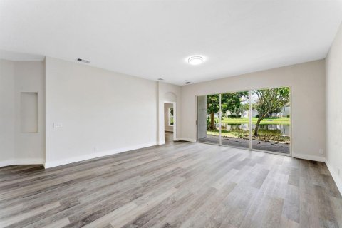 Casa en venta en Royal Palm Beach, Florida, 3 dormitorios, 149.85 m2 № 2316384 - foto 22