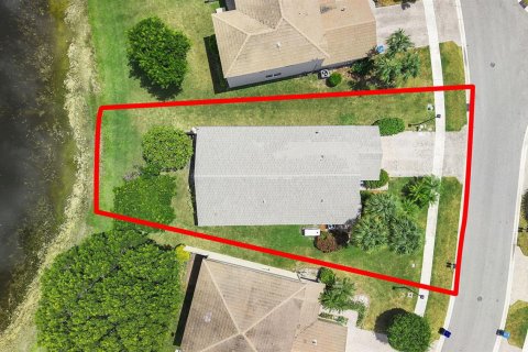 Casa en venta en Royal Palm Beach, Florida, 3 dormitorios, 149.85 m2 № 2316384 - foto 3