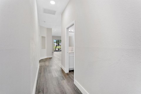 Casa en venta en Royal Palm Beach, Florida, 3 dormitorios, 149.85 m2 № 2316384 - foto 26