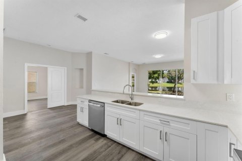 Casa en venta en Royal Palm Beach, Florida, 3 dormitorios, 149.85 m2 № 2316384 - foto 19