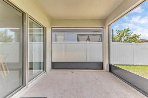 Villa ou maison à louer à Davenport, Floride: 3 chambres, 134.06 m2 № 2102173 - photo 6
