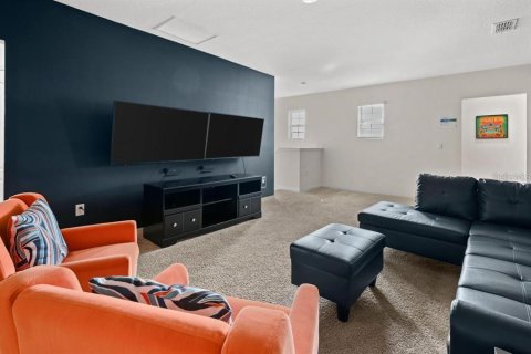 Casa en alquiler en Davenport, Florida, 7 dormitorios, 337.42 m2 № 1907879 - foto 9