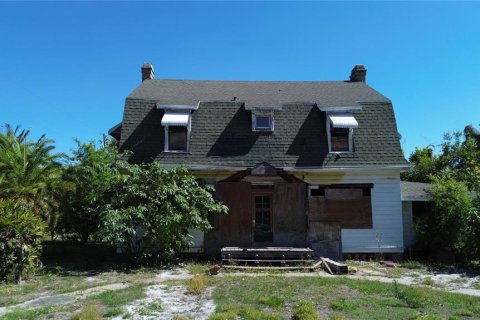 Дом в Аркадия, Флорида 7 комнат, 206.89м2 № 2099215